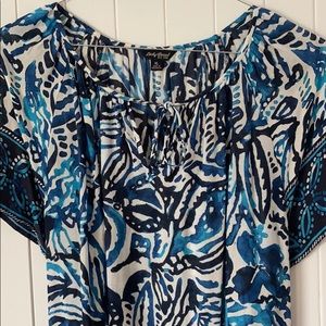 Lucky Brand Blue Floral Top Size: XL